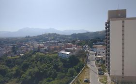 Kitnet pertinho da Canção Nova